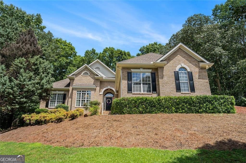 3 bedroom, 2 bathroom, 1,997 sq ft single family residence sold at 3792 Falls Trail, Winston, GA 30187