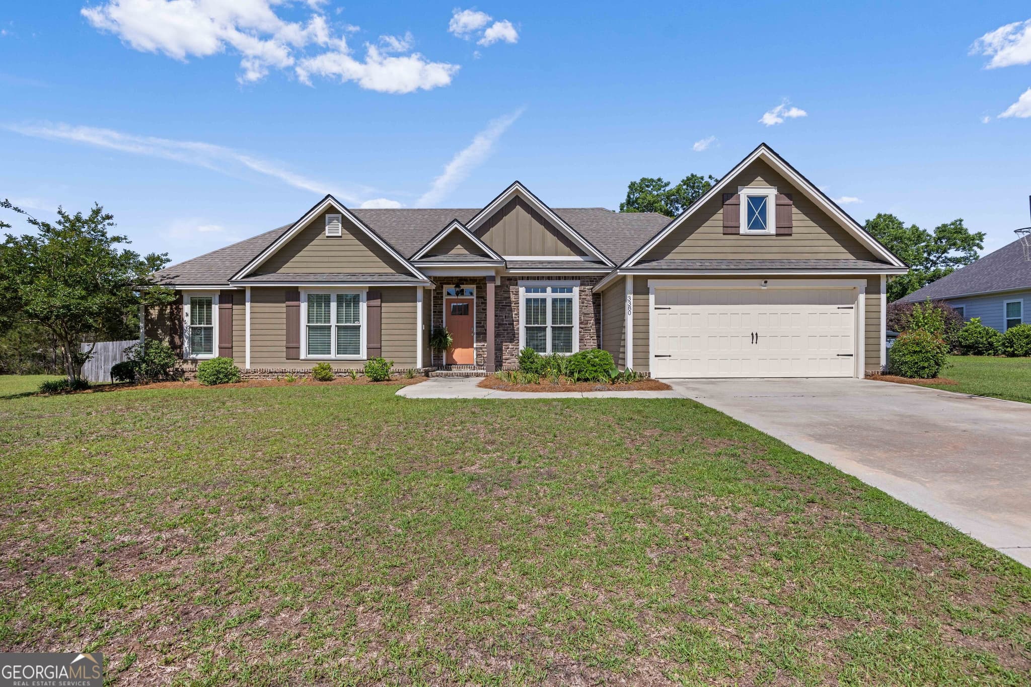 4 bedroom, 2 bathroom, 1,885 sq ft single family residence sold at 3380 Nottinghill Lane, Valdosta, GA 31605