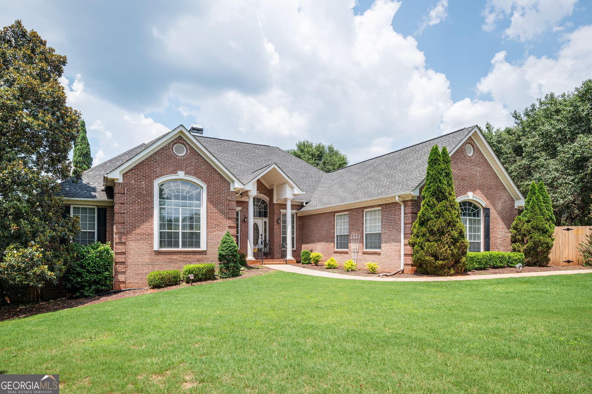 4 bedroom, 4.5 bathroom, 5,014 sq ft single family residence sold at 1315 Edwin Court, Mcdonough, GA 30252