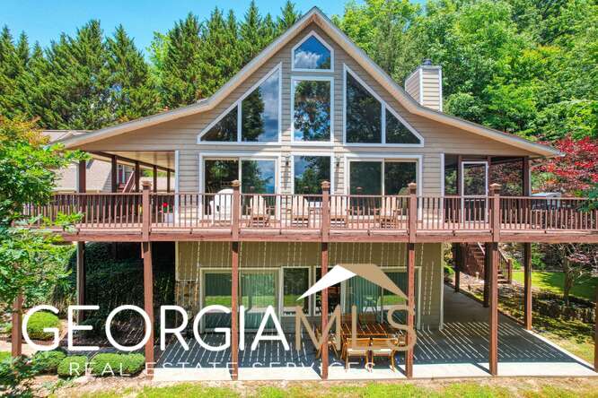 3 bedroom, 3 bathroom single family residence sold at 18 Dan Knob Overlook, Hayesville, NC 28904