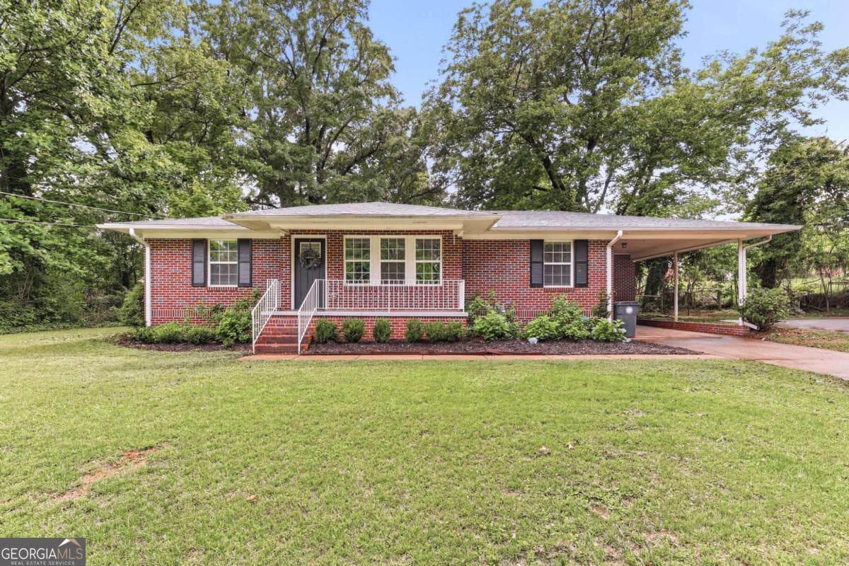 3 bedroom, 2 bathroom, 1,264 sq ft single family residence sold at 1237 S Enota Drive, Gainesville, GA 30501