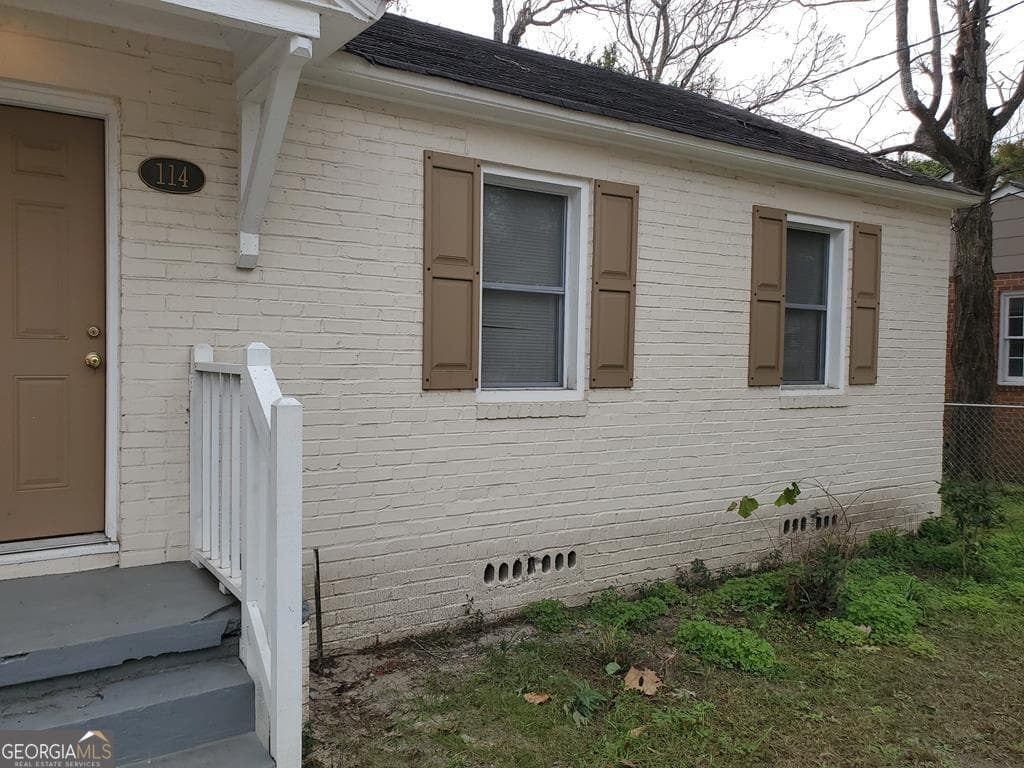 2 bedroom, 1 bathroom single family residence for rent at 114 W Mary Street, Dublin, GA 31021 for $895 a month