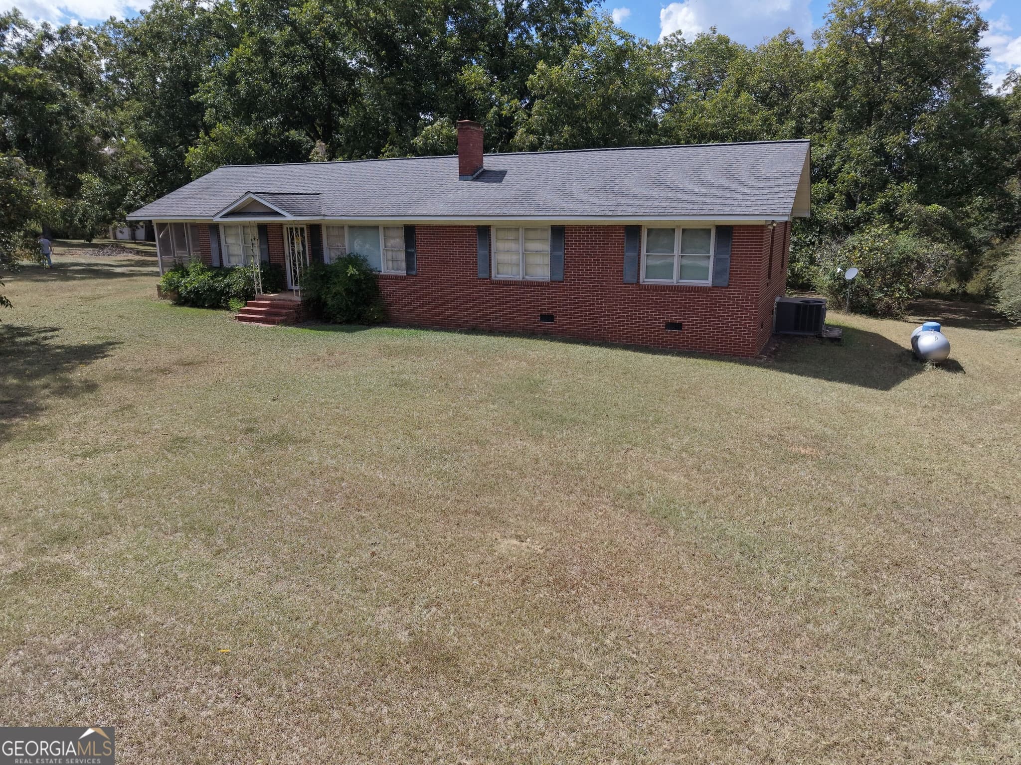 3 bedroom, 2 bathroom, 1,482 sq ft single family residence under contract at 2107 Hwy 15, Sandersville, GA 31082