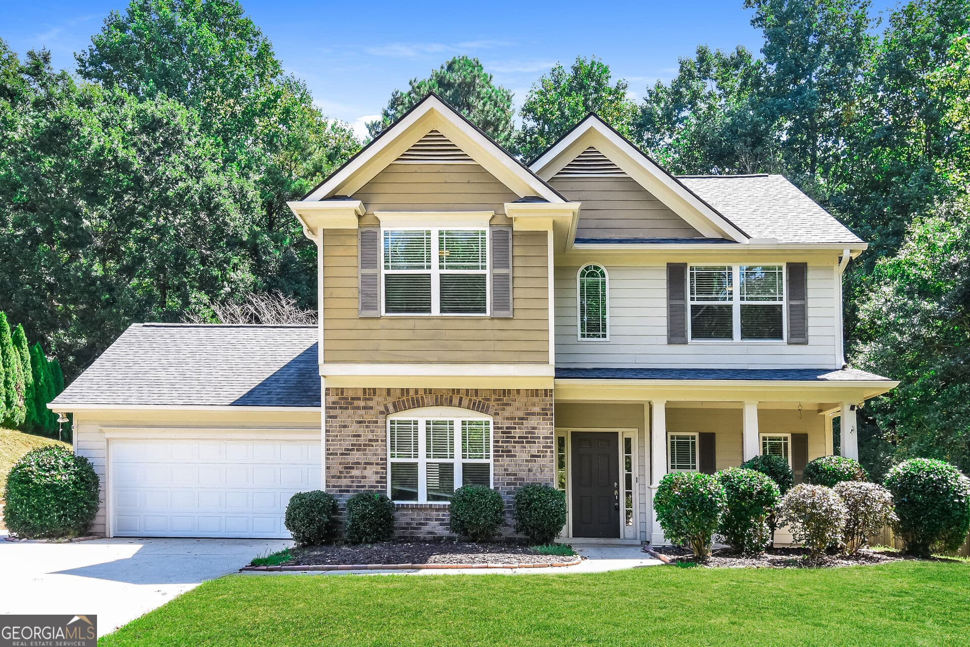 4 bedroom, 2.5 bathroom, 1,840 sq ft single family residence for sale at 300 Allen Bridge Road, Talmo, GA 30575