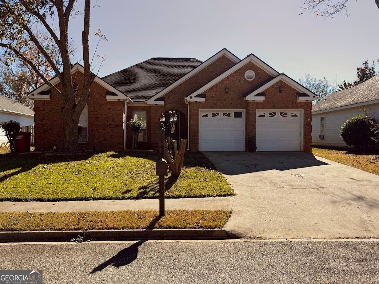 3 bedroom, 2 bathroom, 1,231 sq ft single family residence sold at 105 Rockford Court, Centerville, GA 31028