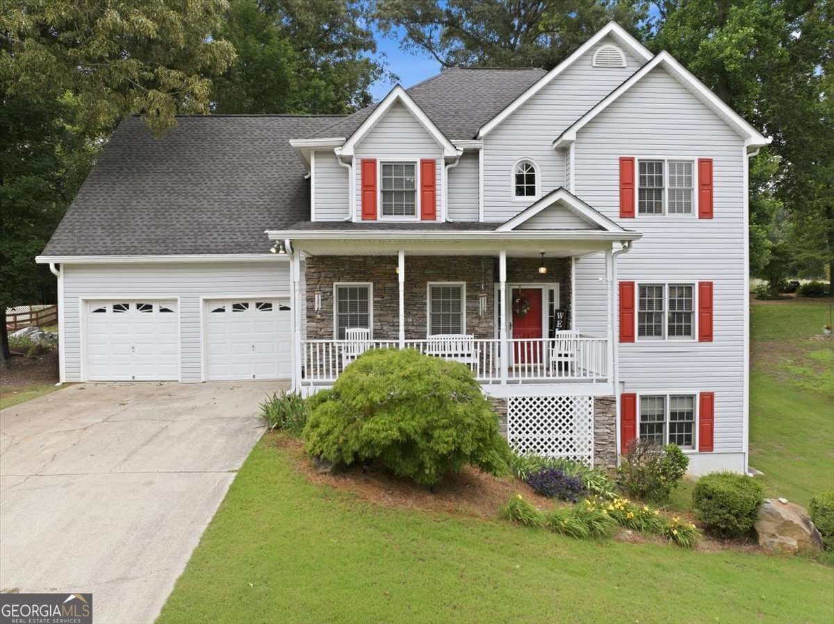 4 bedroom, 3.5 bathroom, 2,328 sq ft single family residence for sale at 172 Glenn Eagles Way, Hiram, GA 30141