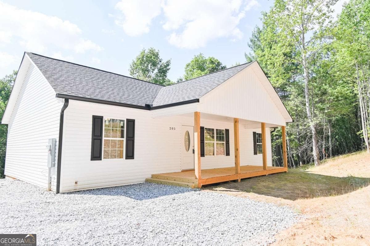 3 bedroom, 2 bathroom, 1,288 sq ft single family residence sold at 205 Perkins Road, Dahlonega, GA 30533