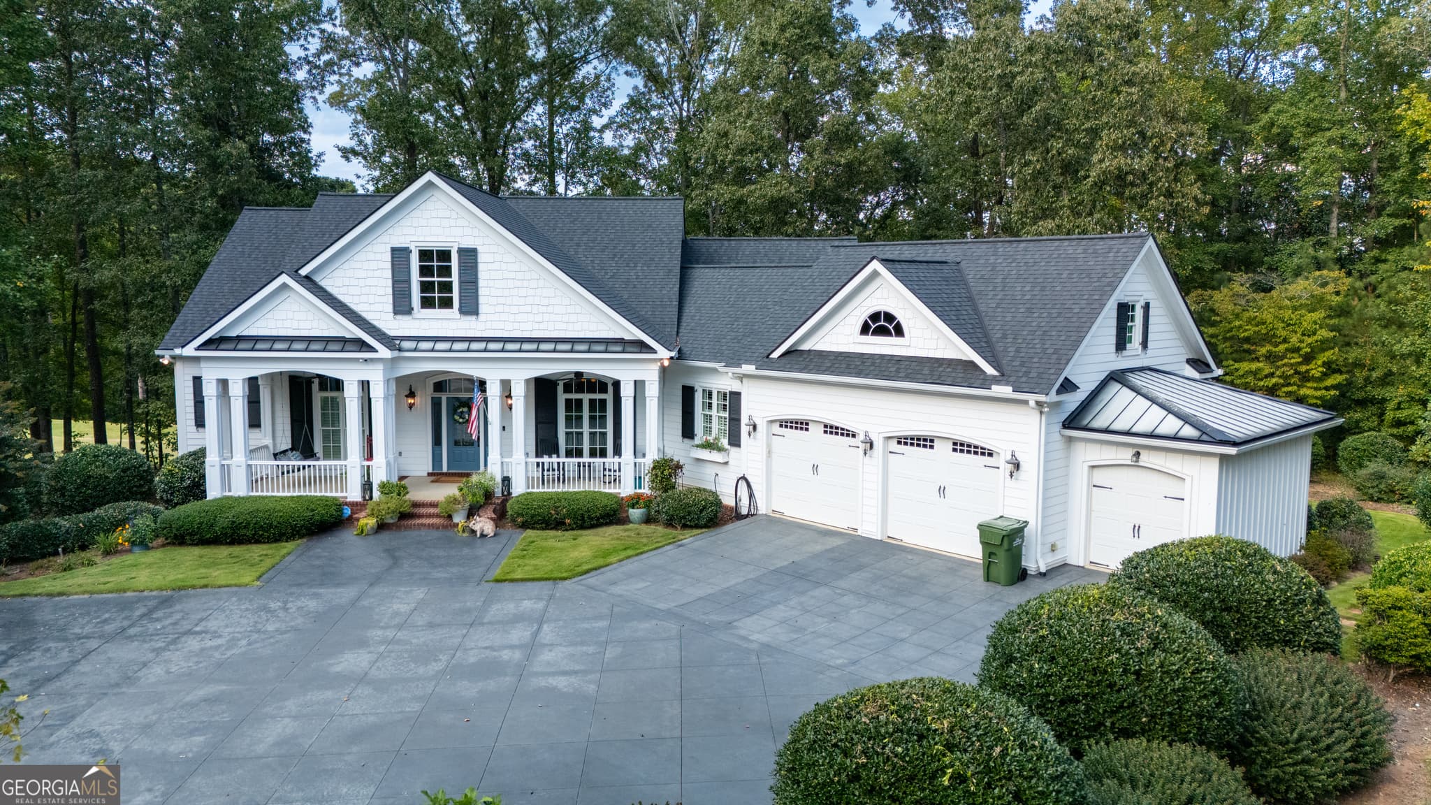 4 bedroom, 3 bathroom, 4,058 sq ft single family residence sold at 511 Brae Burn Court, Lanett, AL 36863