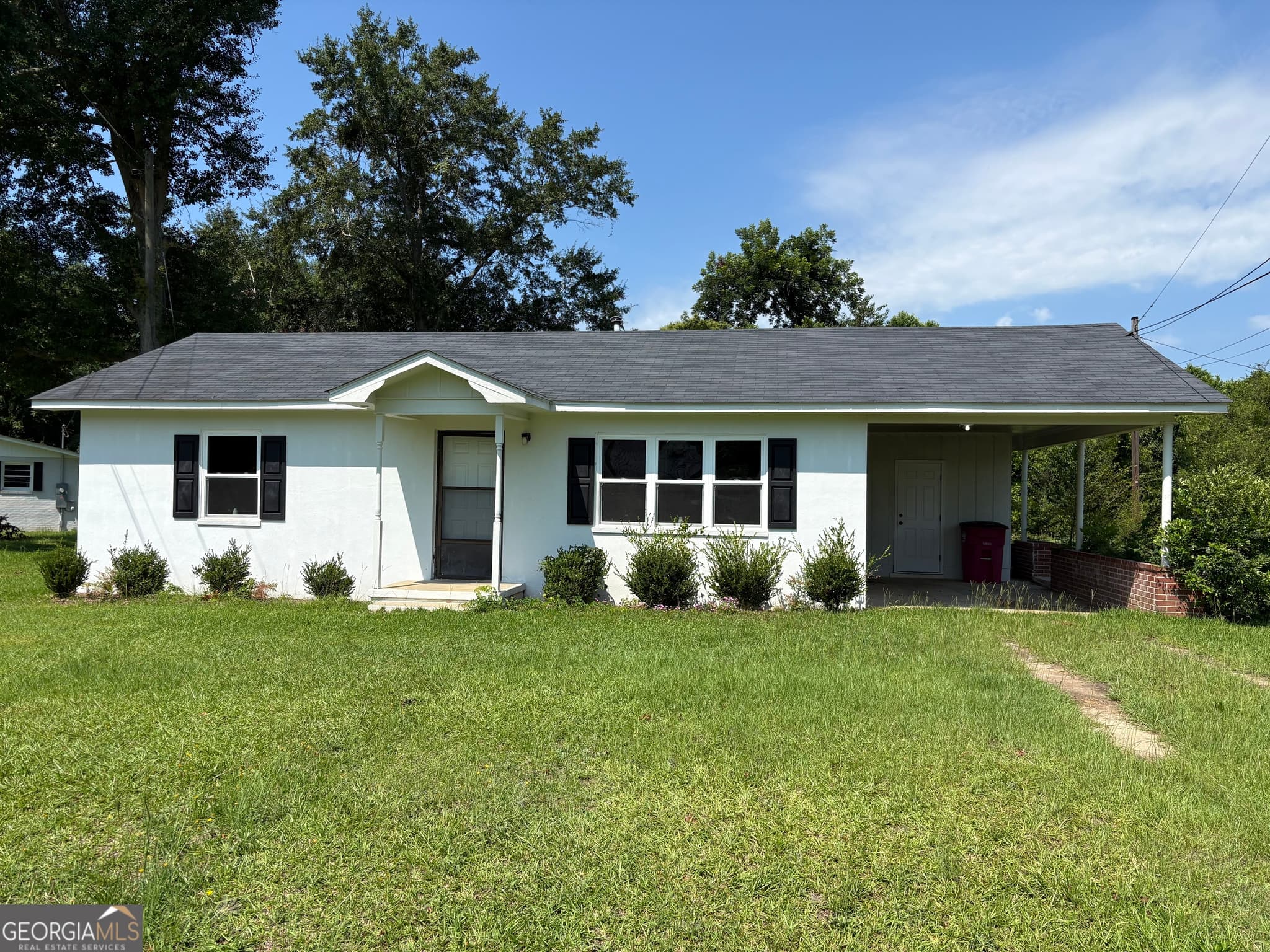 2 bedroom, 1 bathroom, 850 sq ft single family residence sold at 400 Zeta Street, Tennille, GA 31089