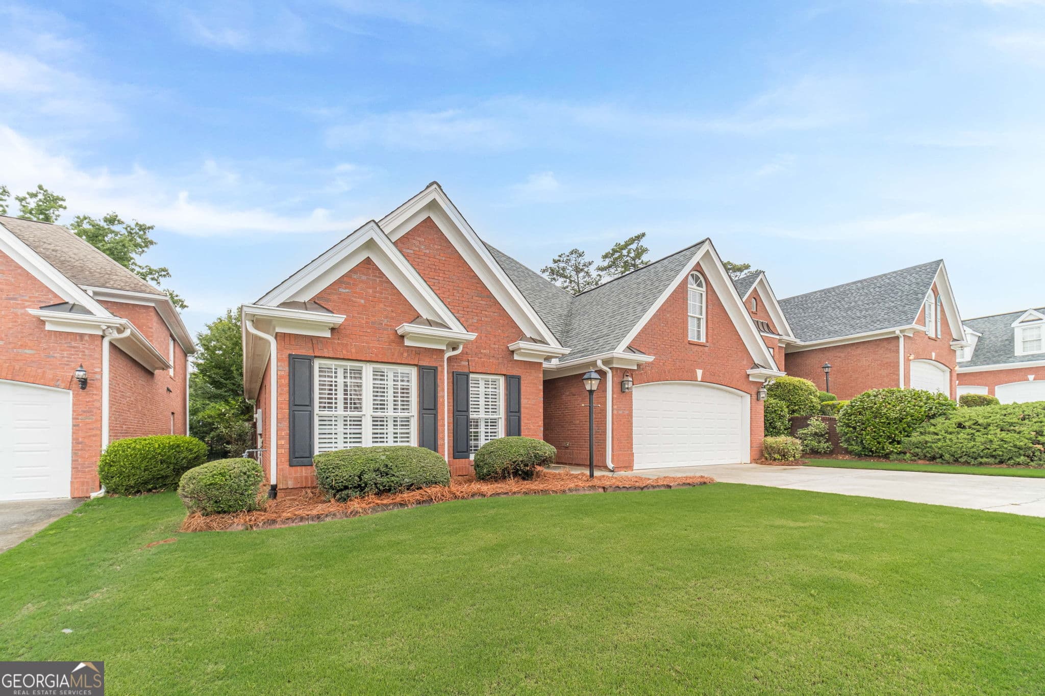 3 bedroom, 2 bathroom, 2,176 sq ft single family residence sold at 1980 Glenhurst Drive, Snellville, GA 30078