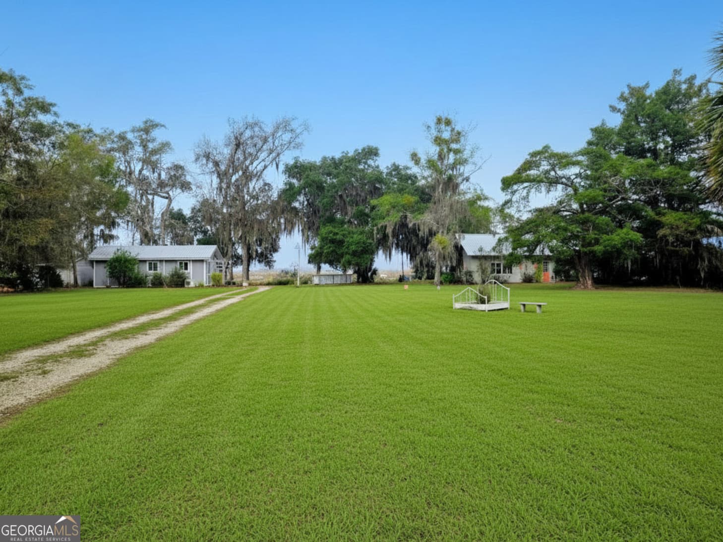 multi family for sale at 132/154 River Drive, Midway, GA 31320