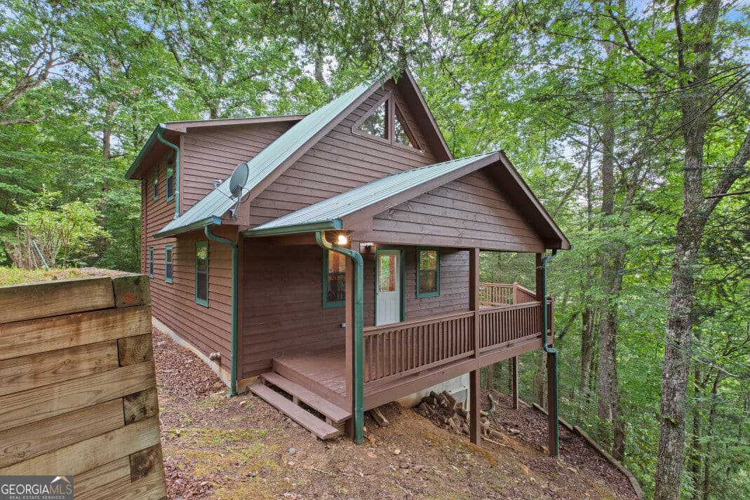 2 bedroom, 3 bathroom, 2,040 sq ft cabin,single family residence for sale at 795 Fugue Drive, Ellijay, GA 30540