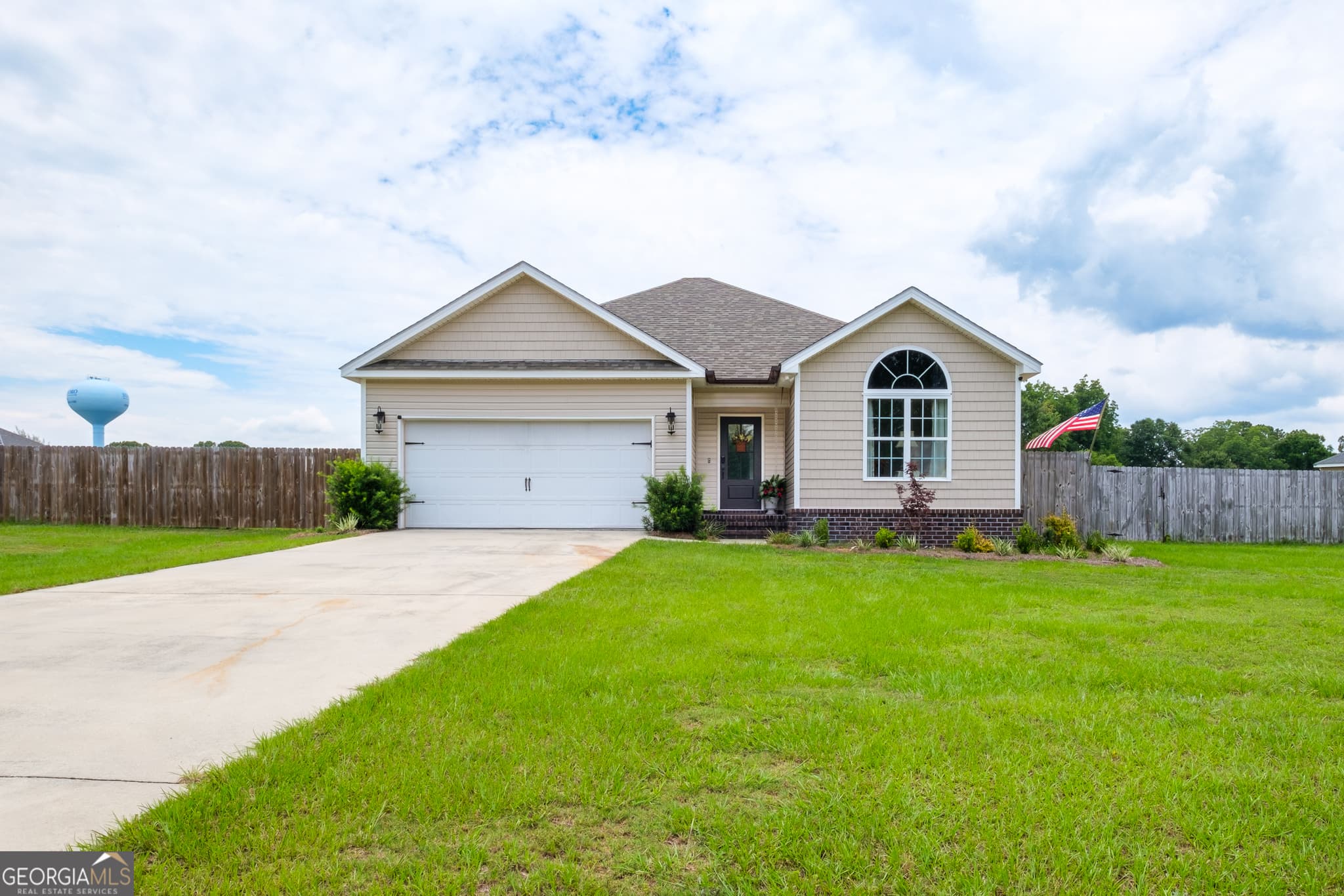 3 bedroom, 2 bathroom, 1,346 sq ft single family residence sold at 177 Sandalwood Circle, Statesboro, GA 30458