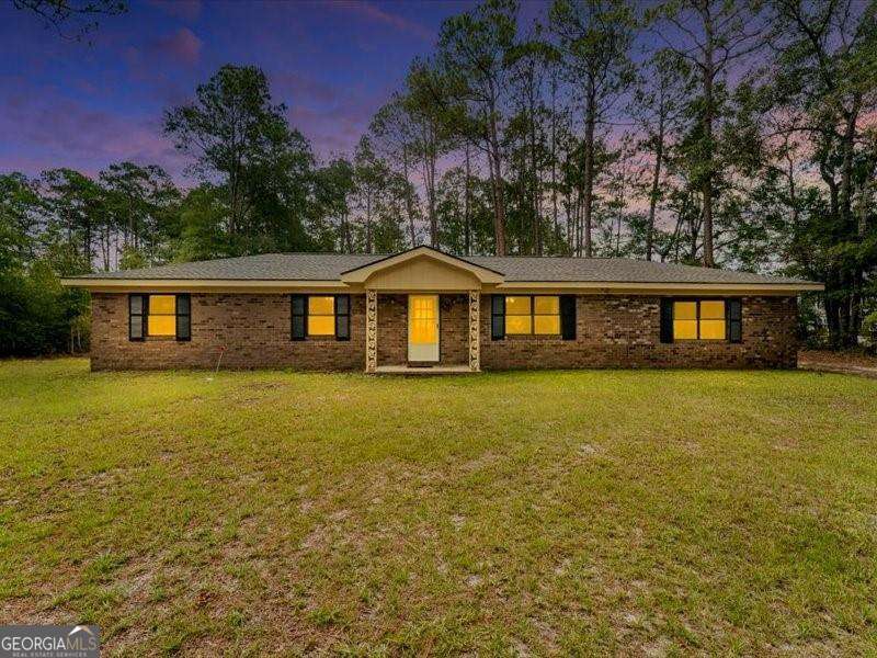 3 bedroom, 2 bathroom single family residence sold at 721 W 9Th Street, Rincon, GA 31326