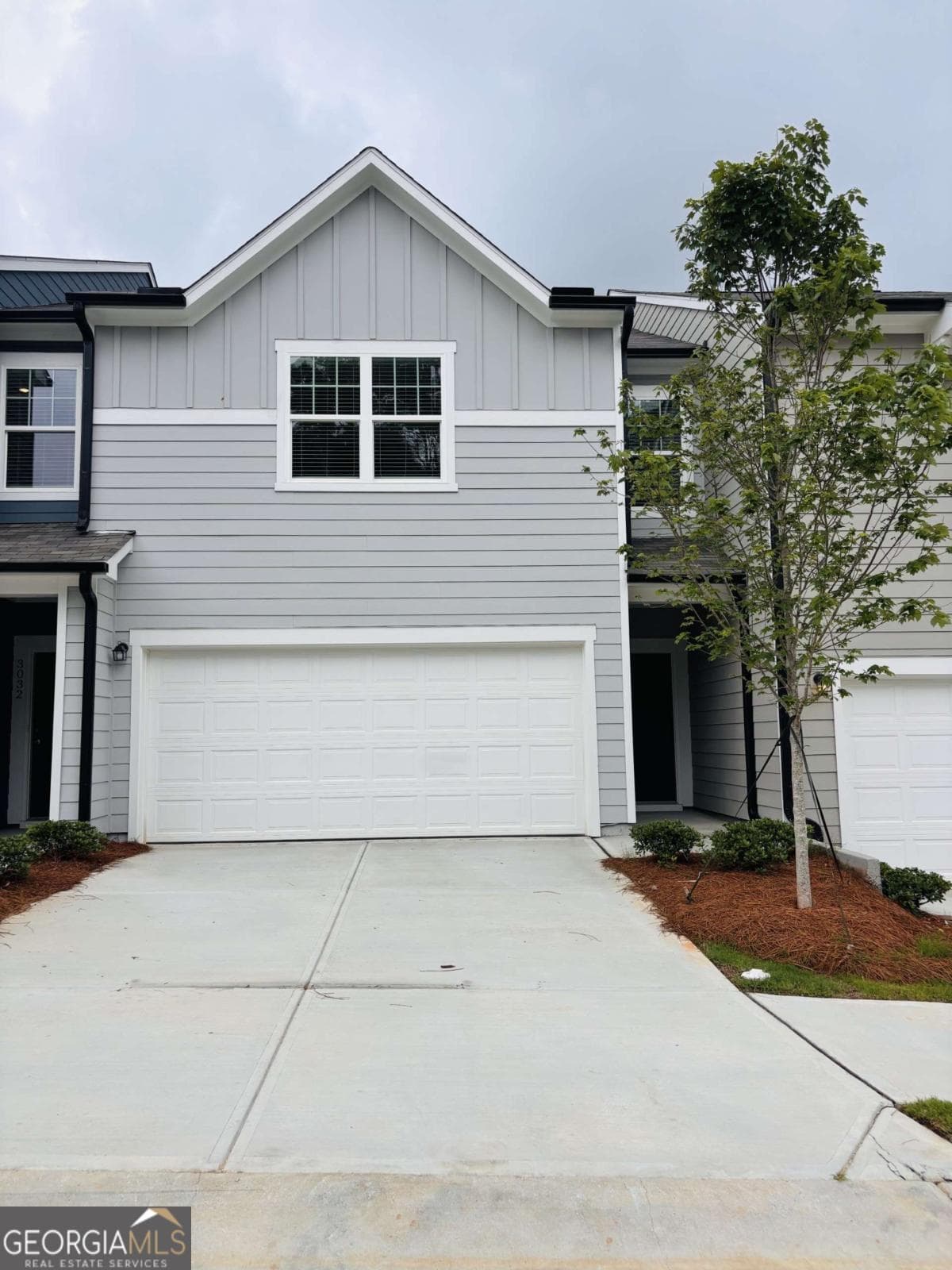 3 bedroom, 2.5 bathroom townhouse sold at 3030 Osier Circle, Douglasville, GA 30135