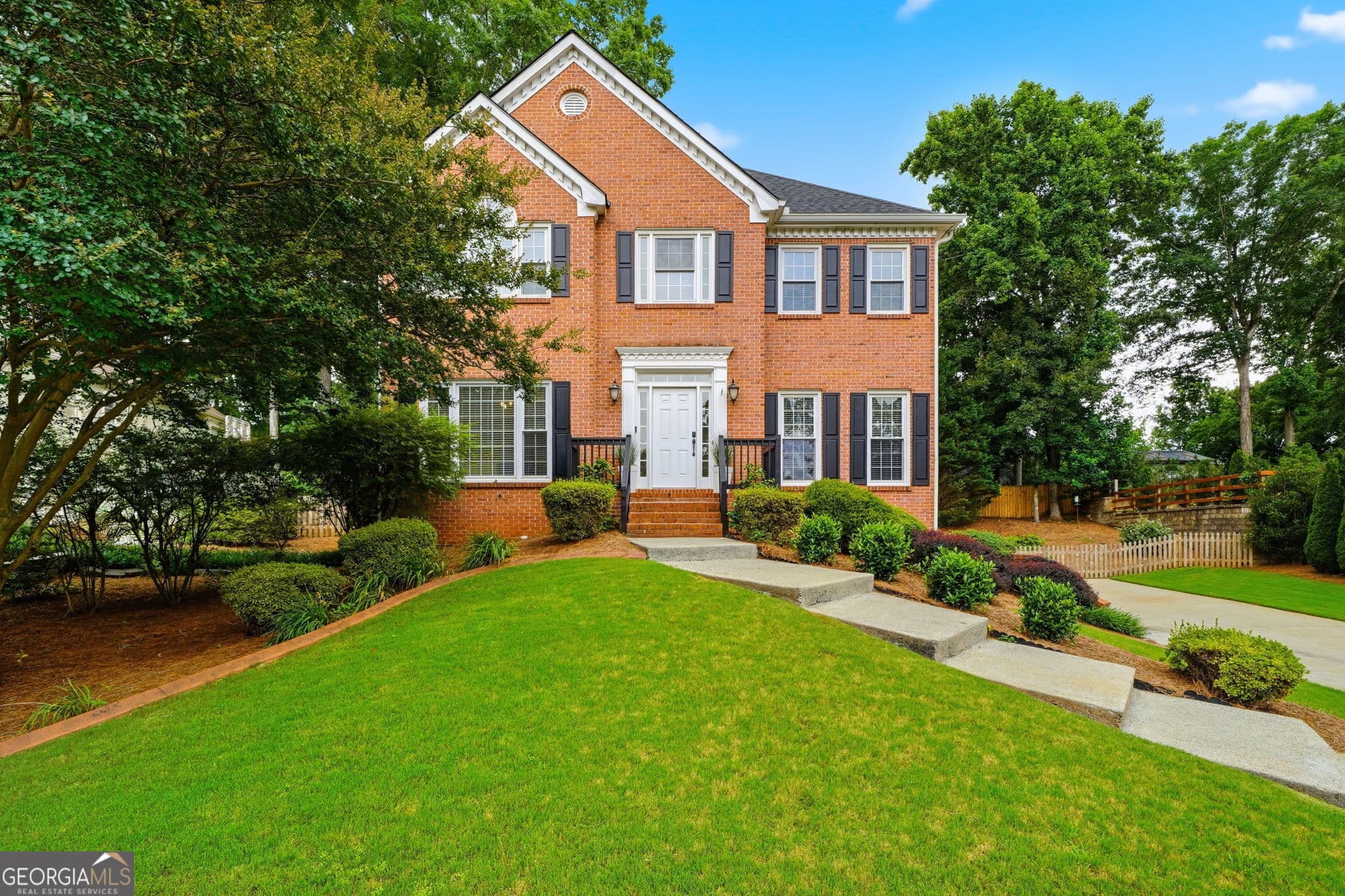 4 bedroom, 2.5 bathroom, 4,008 sq ft single family residence sold at 906 Spring Valley, Woodstock, GA 30189