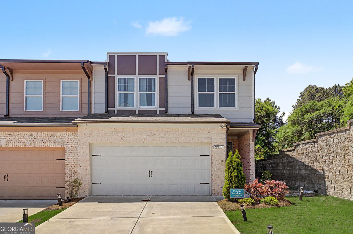 3 bedroom, 2.5 bathroom, 2,021 sq ft townhouse sold at 2310 Portrush Way, Atlanta, GA 30339