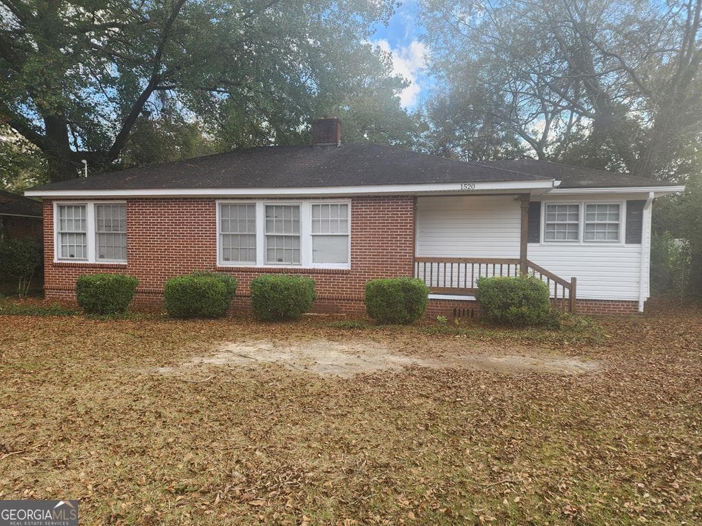 3 bedroom, 1 bathroom, 1,232 sq ft single family residence sold at 1520 Stonewall Street, Dublin, GA 31021