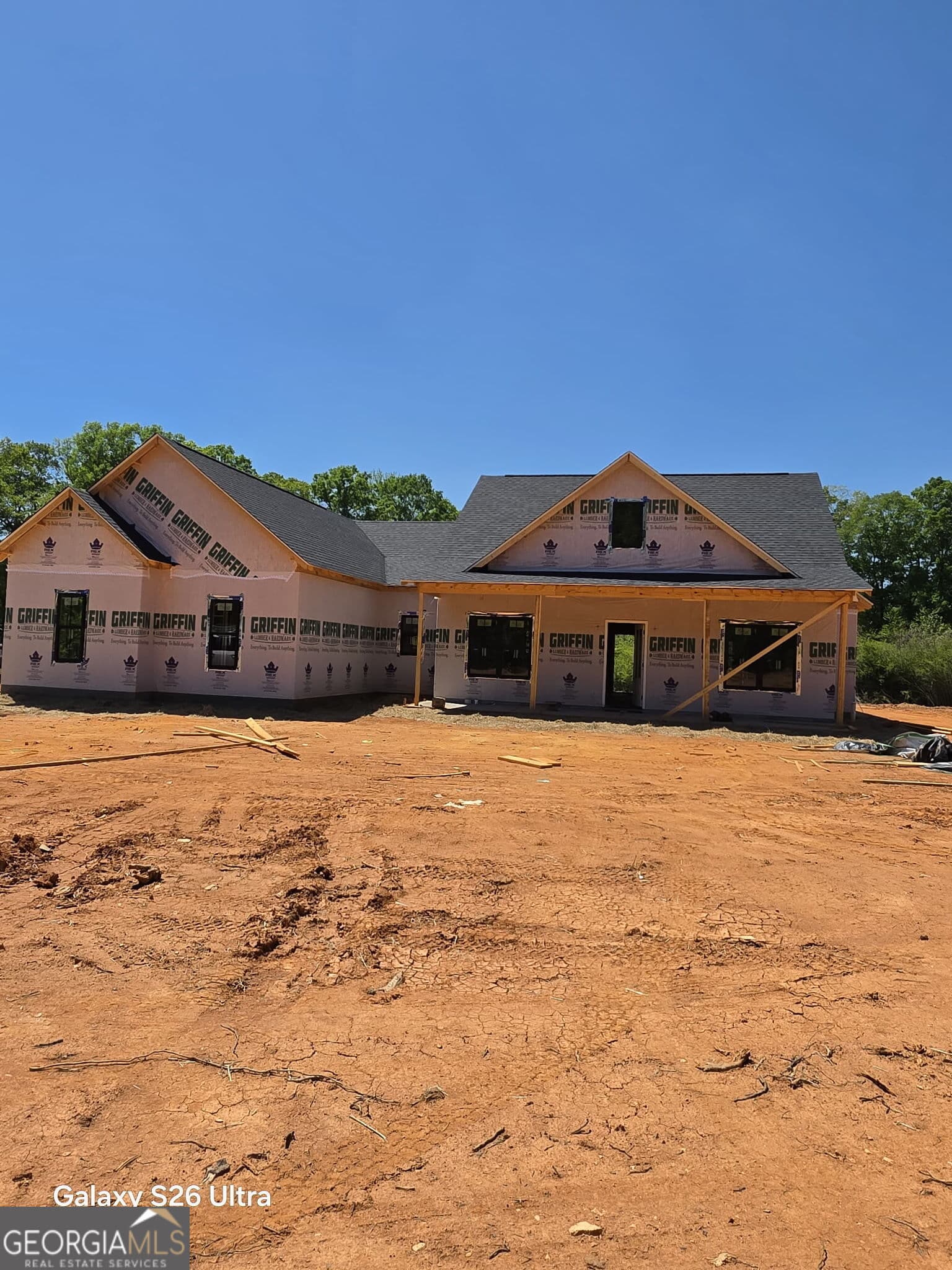 4 bedroom, 2.5 bathroom, 2,300 sq ft single family residence sold at 819 Five Points Road, Barnesville, GA 30204