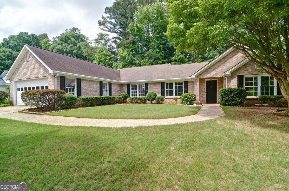 3 bedroom, 2 bathroom, 1,805 sq ft single family residence sold at 2650 Nicholas Court, Marietta, GA 30062