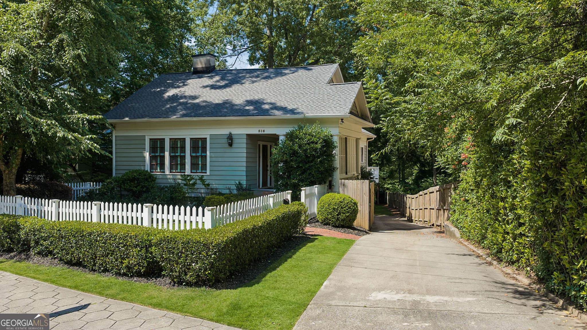 5 bedroom, 4 bathroom, 3,392 sq ft single family residence sold at 516 Seminole Avenue, Atlanta, GA 30307