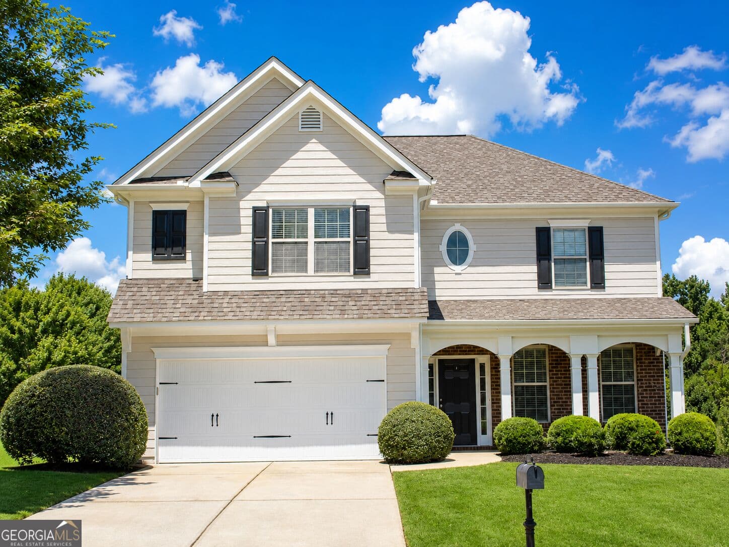 4 bedroom, 2.5 bathroom, 2,756 sq ft single family residence for sale at 100 Inverness Avenue, Newnan, GA 30263