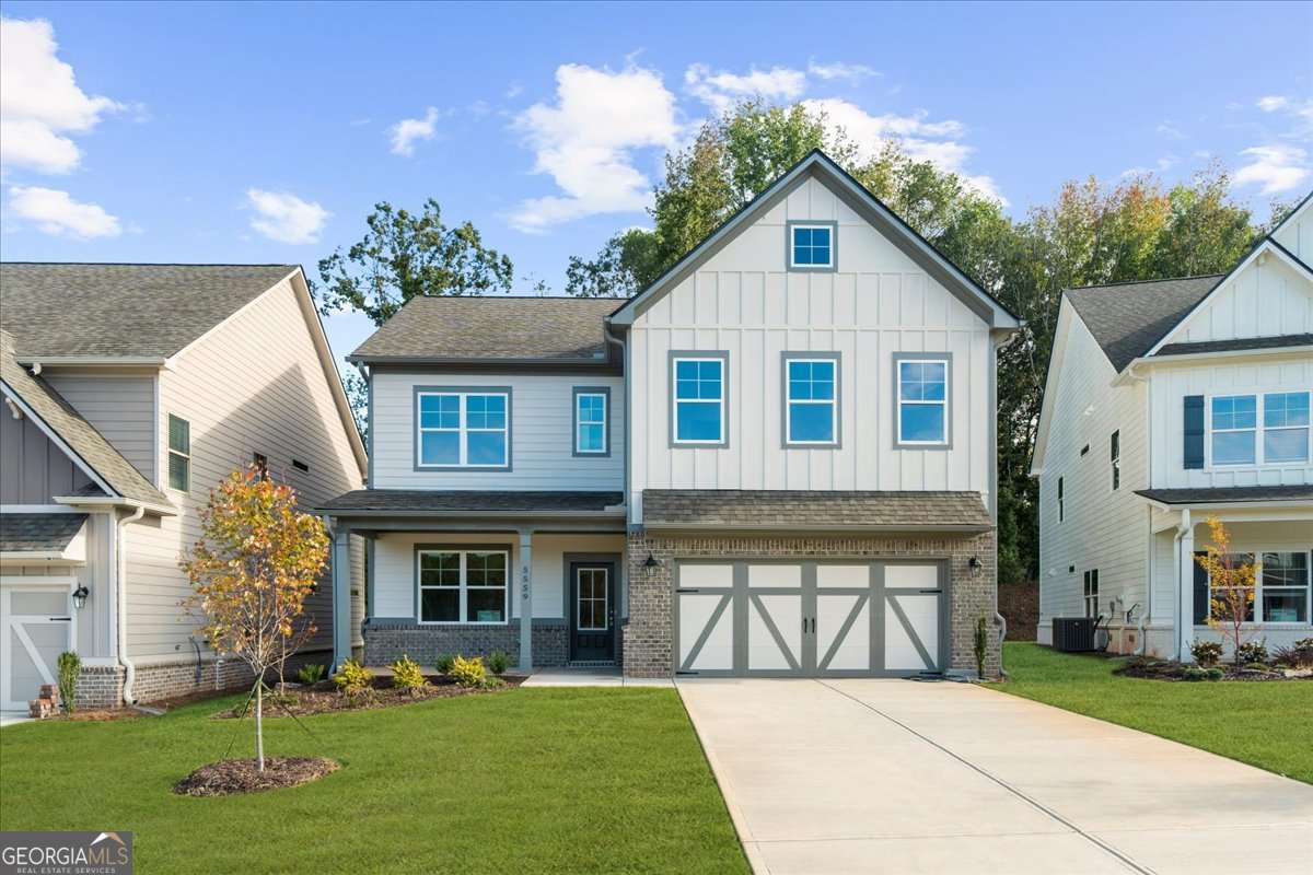 4 bedroom, 3 bathroom single family residence for sale at 5582 Overview Drive, Flowery Branch, GA 30542
