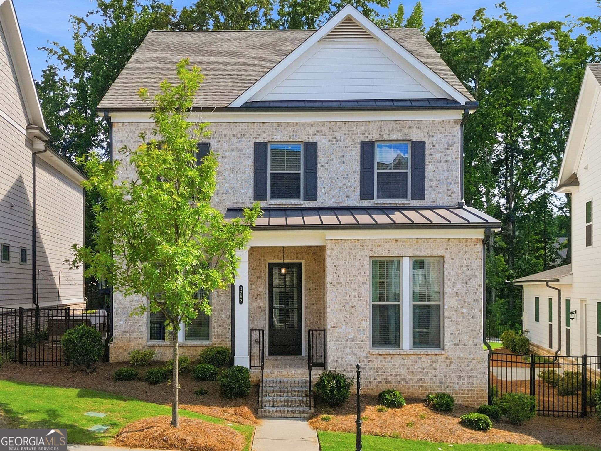 4 bedroom, 3 bathroom, 2,600 sq ft single family residence sold at 3252 Bartee Walk, Suwanee, GA 30024
