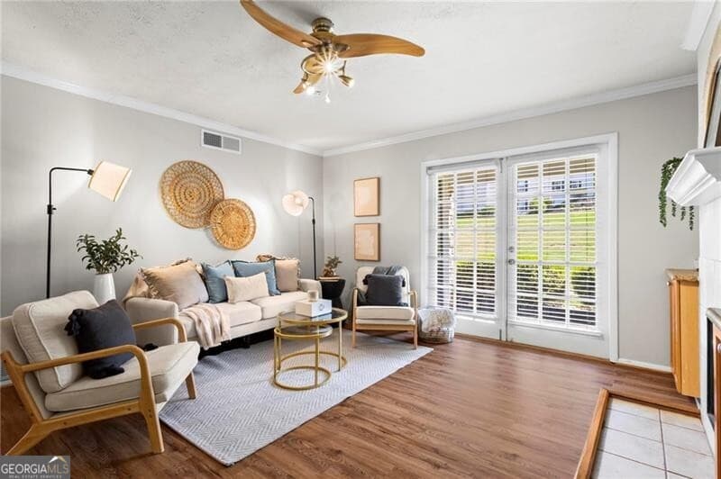 2 bedroom, 2 bathroom, 1,073 sq ft condominium sold at 1150 Collier Road E3, Atlanta, GA 30318