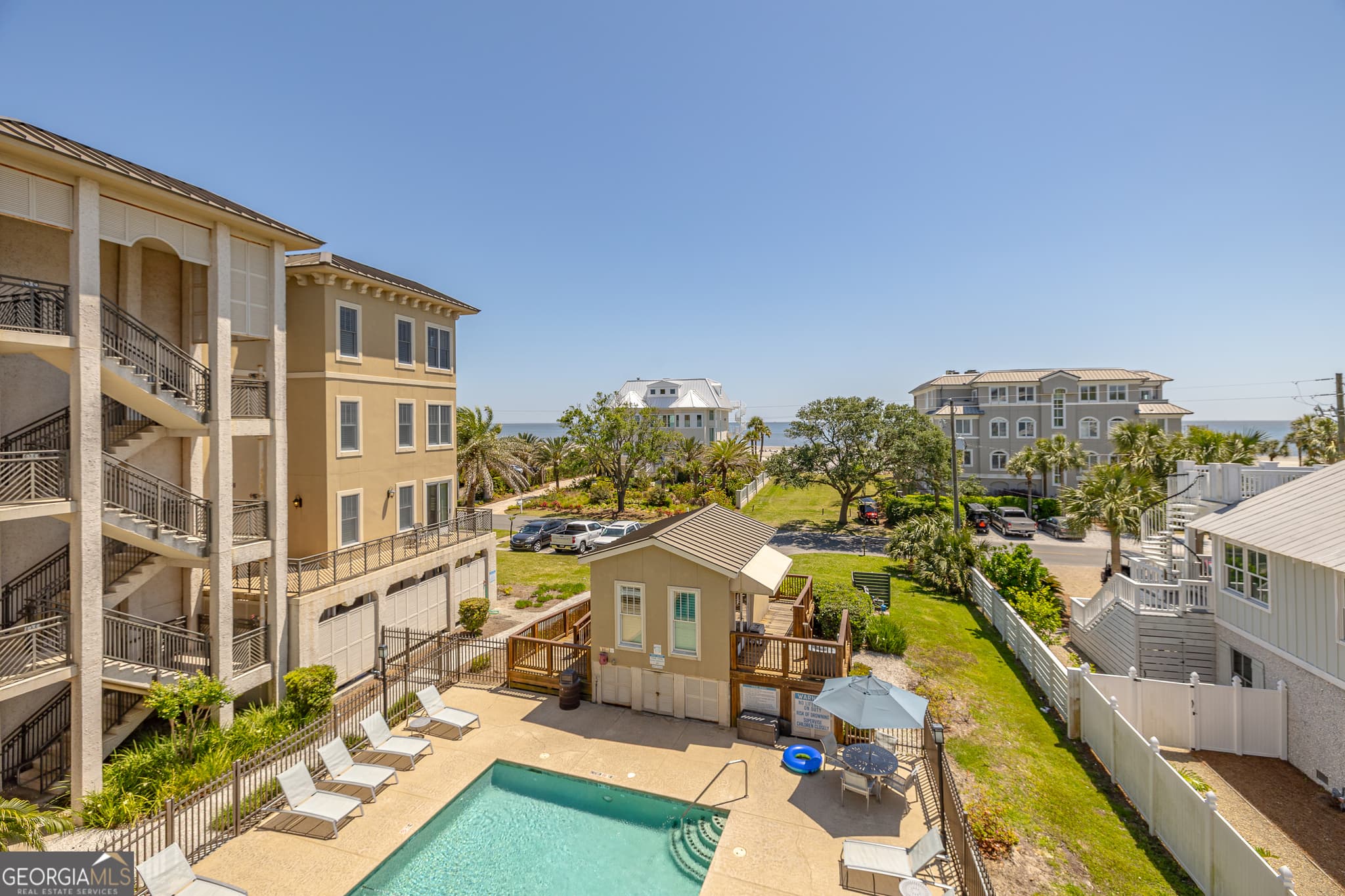 1 bedroom, 1 bathroom, 837 sq ft conversion for sale at 1015 Beachview Drive 208, St. Simons, GA 31522