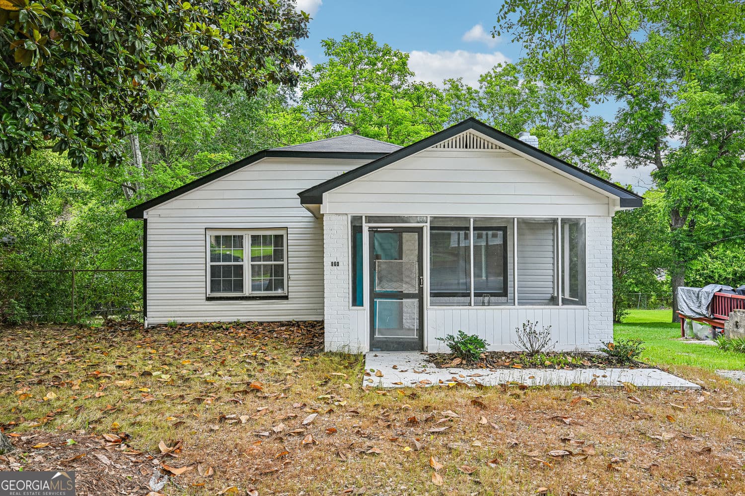 3 bedroom, 2 bathroom, 1,536 sq ft single family residence sold at 860 Morningside Drive, Macon, GA 31217
