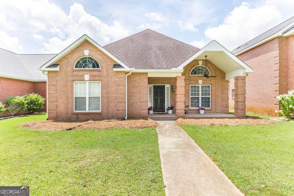3 bedroom, 2 bathroom, 2,524 sq ft single family residence sold at 103 Jamestown Court, Centerville, GA 31028