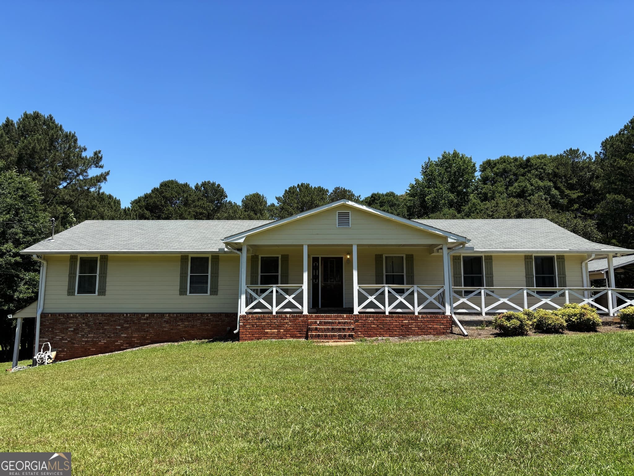 3 bedroom, 2.5 bathroom, 1,896 sq ft single family residence sold at 1561 Union Grove Church Road, Auburn, GA 30011