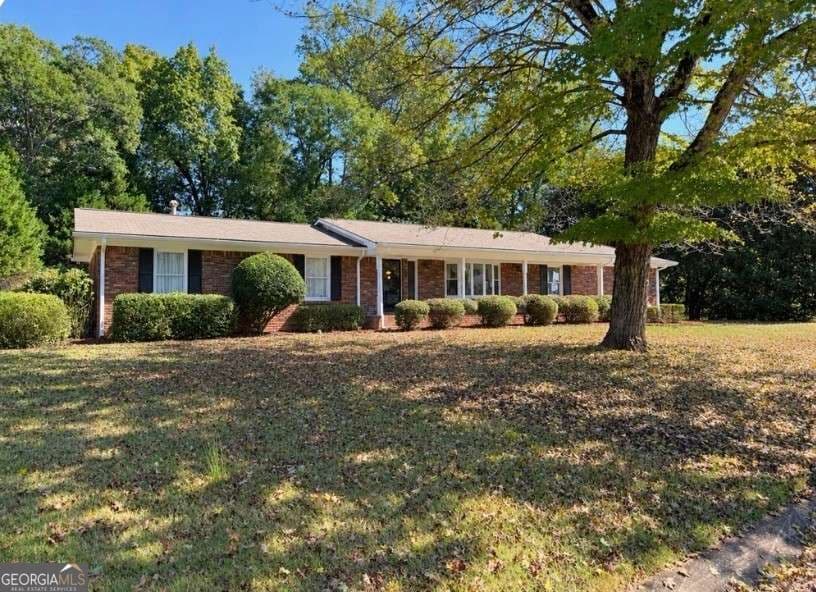 3 bedroom, 2 bathroom, 2,076 sq ft single family residence for sale at 281 Hunnicutt Drive, Athens, GA 30606