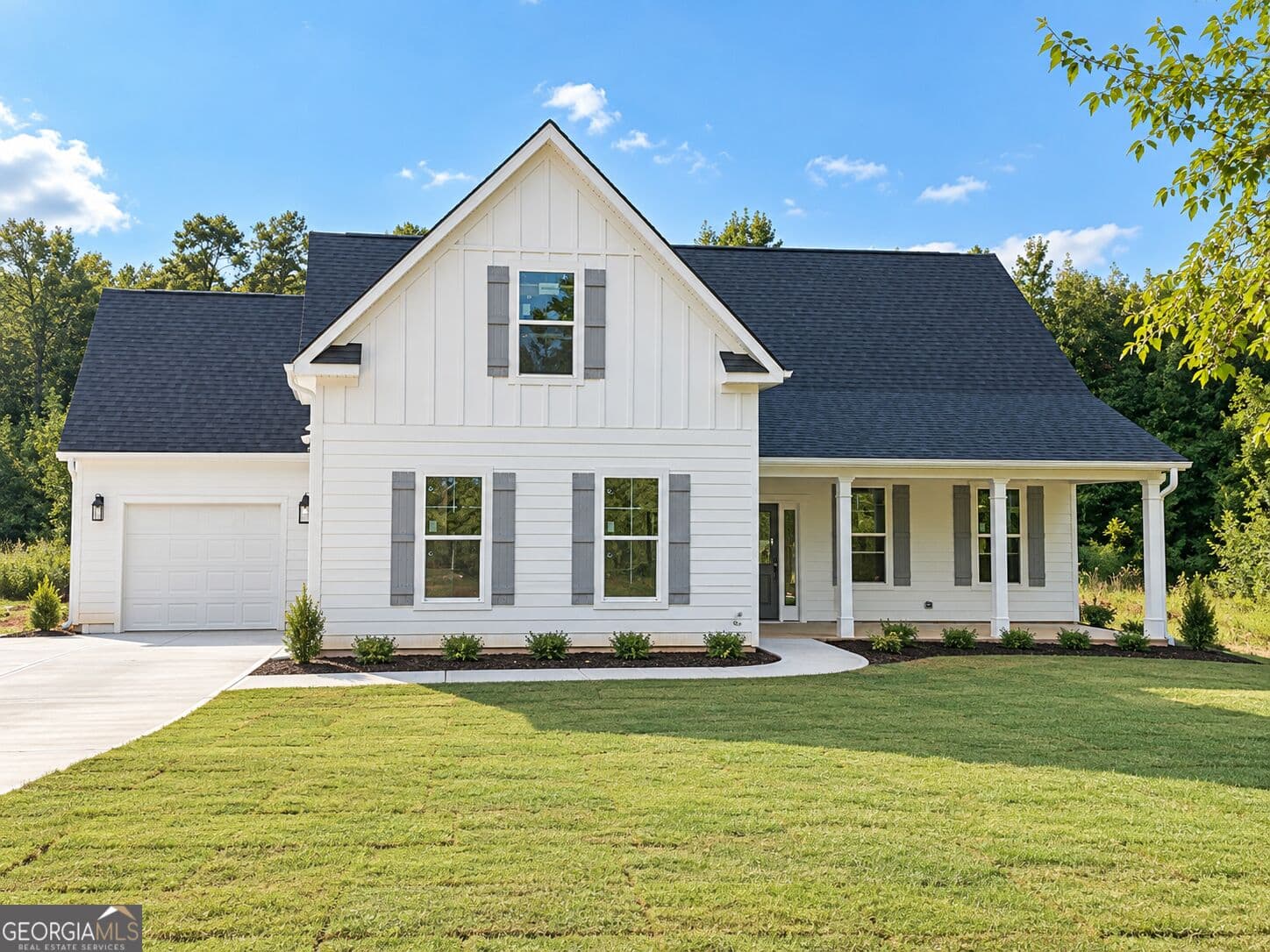 4 bedroom, 3.5 bathroom, 2,672 sq ft single family residence for sale at 75 Oak Road, Locust Grove, GA 30248