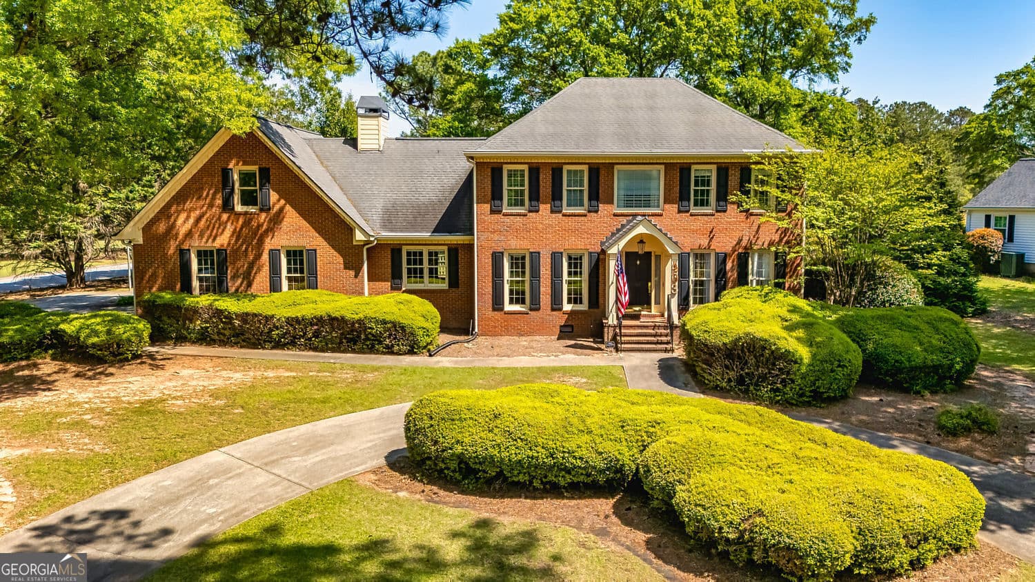 4 bedroom, 4 bathroom, 3,677 sq ft single family residence sold at 403 Audubon Circle, Griffin, GA 30223