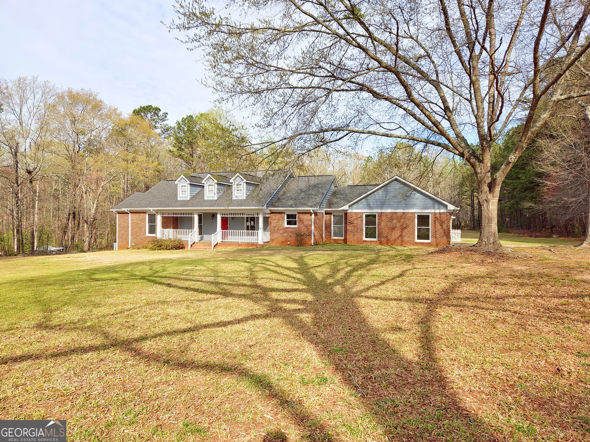 3 bedroom, 2.5 bathroom, 2,010 sq ft single family residence sold at 1055 Mobley Bridge Road, Hogansville, GA 30230