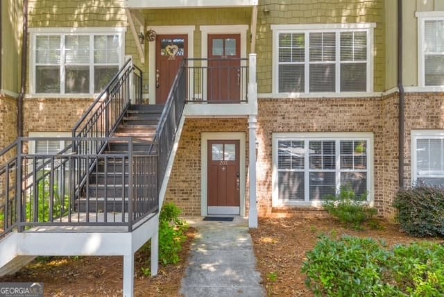 2 bedroom, 2 bathroom condominium for rent at 490 Barnett Shoals Road 205, Athens, GA 30605 for $1,800 a month