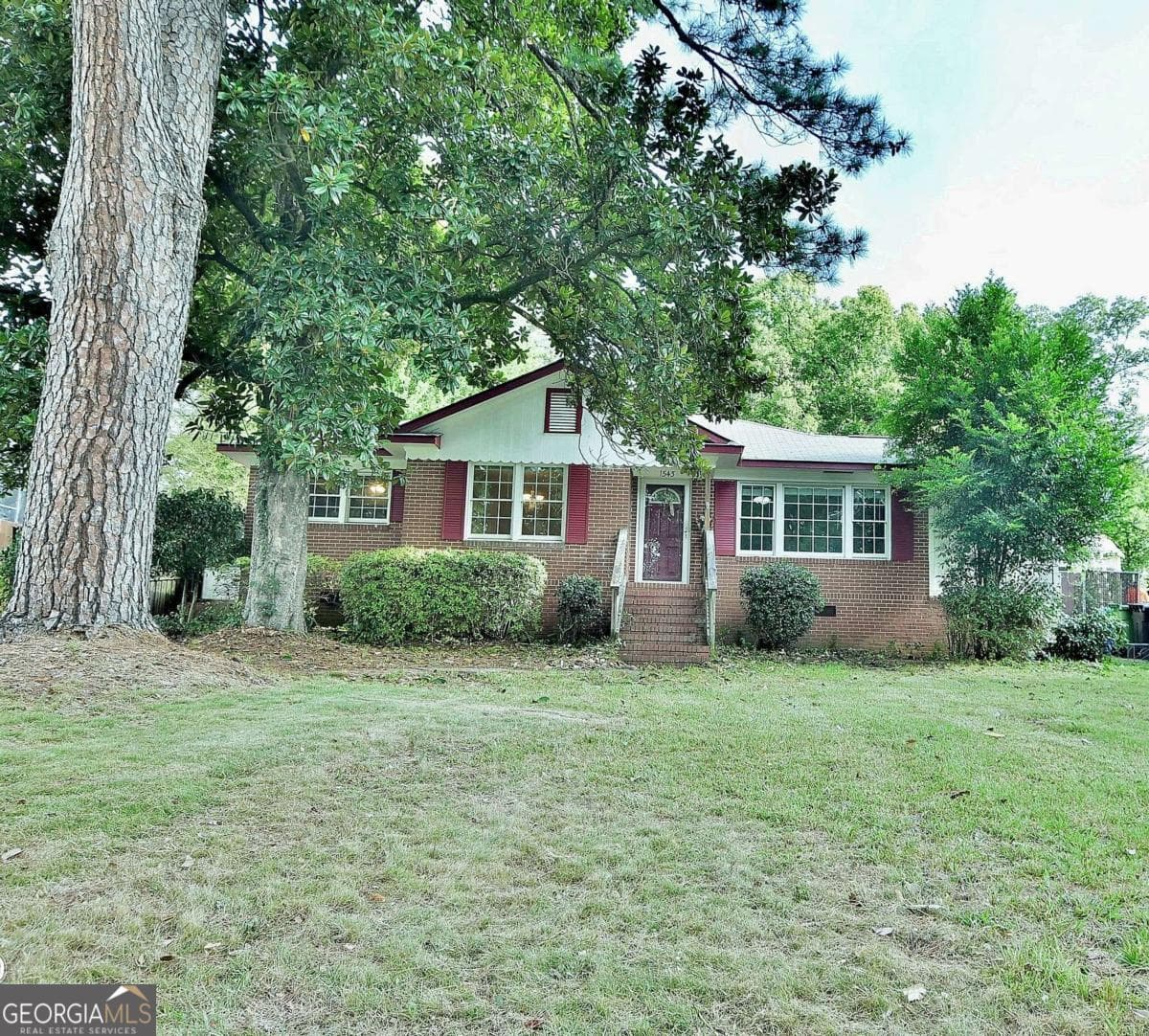 3 bedroom, 1 bathroom, 1,170 sq ft single family residence under contract at 1543 39Th Street, Columbus, GA 31904
