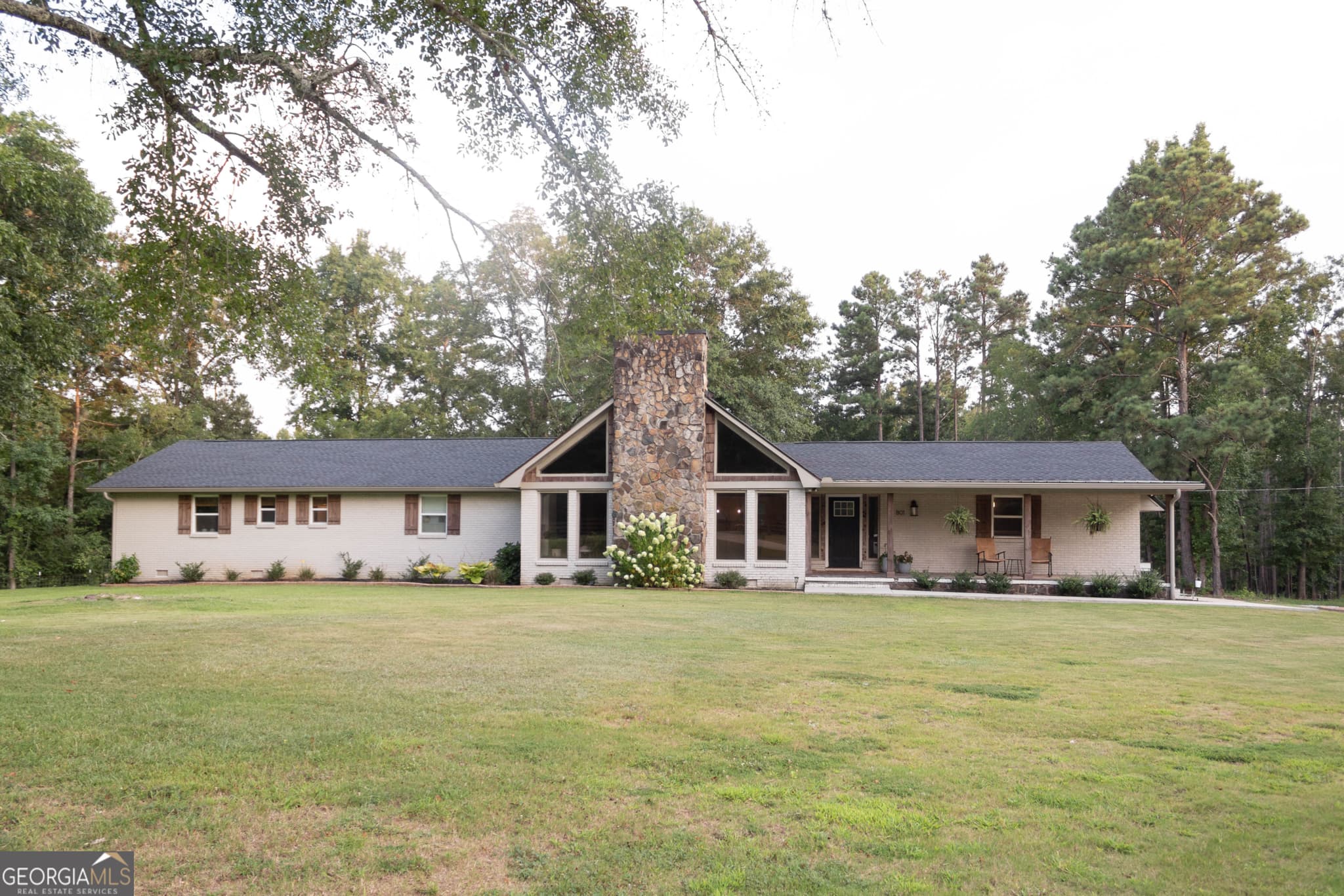 4 bedroom, 2.5 bathroom, 2,689 sq ft single family residence sold at 801 Glass Bridge Road, Lagrange, GA 30240