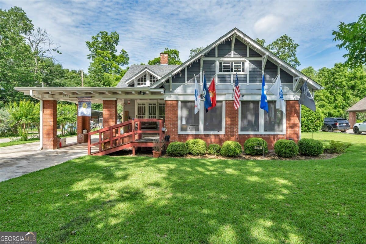 3 bedroom, 2 bathroom, 2,100 sq ft single family residence sold at 175 Broad Street, Ellaville, GA 31806