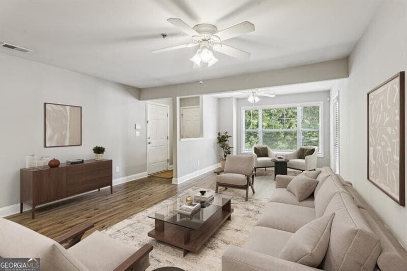 3 bedroom, 2 bathroom, 1,476 sq ft condominium sold at 208 Madison Lane, Smyrna, GA 30080