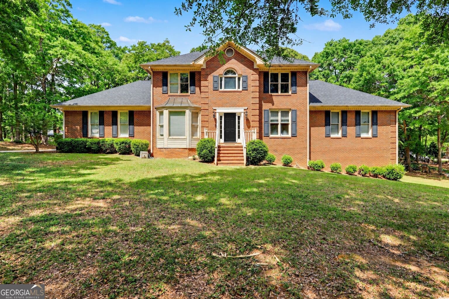 4 bedroom, 4.5 bathroom, 3,035 sq ft single family residence for sale at 107 Big Oak Drive, Barnesville, GA 30204