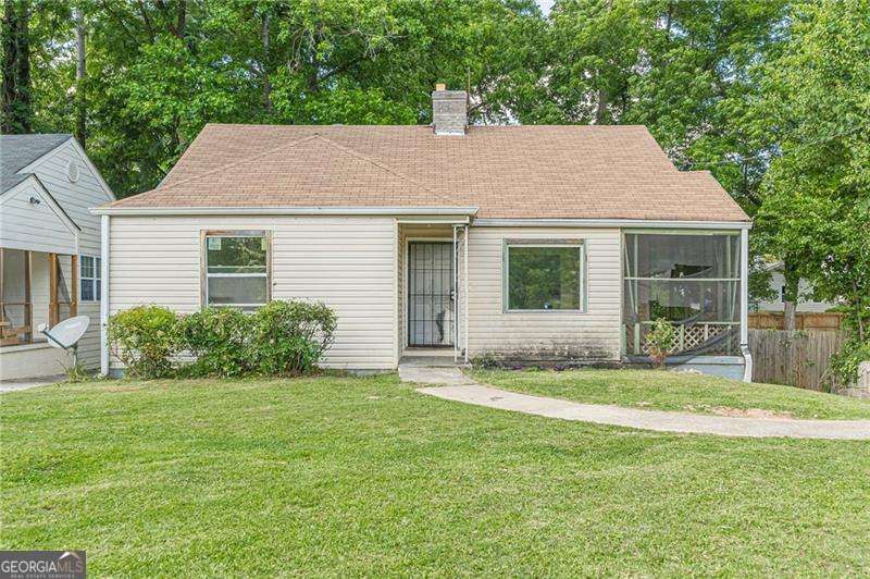 3 bedroom, 1 bathroom, 1,219 sq ft single family residence sold at 1797 Beecher Street, Atlanta, GA 30310