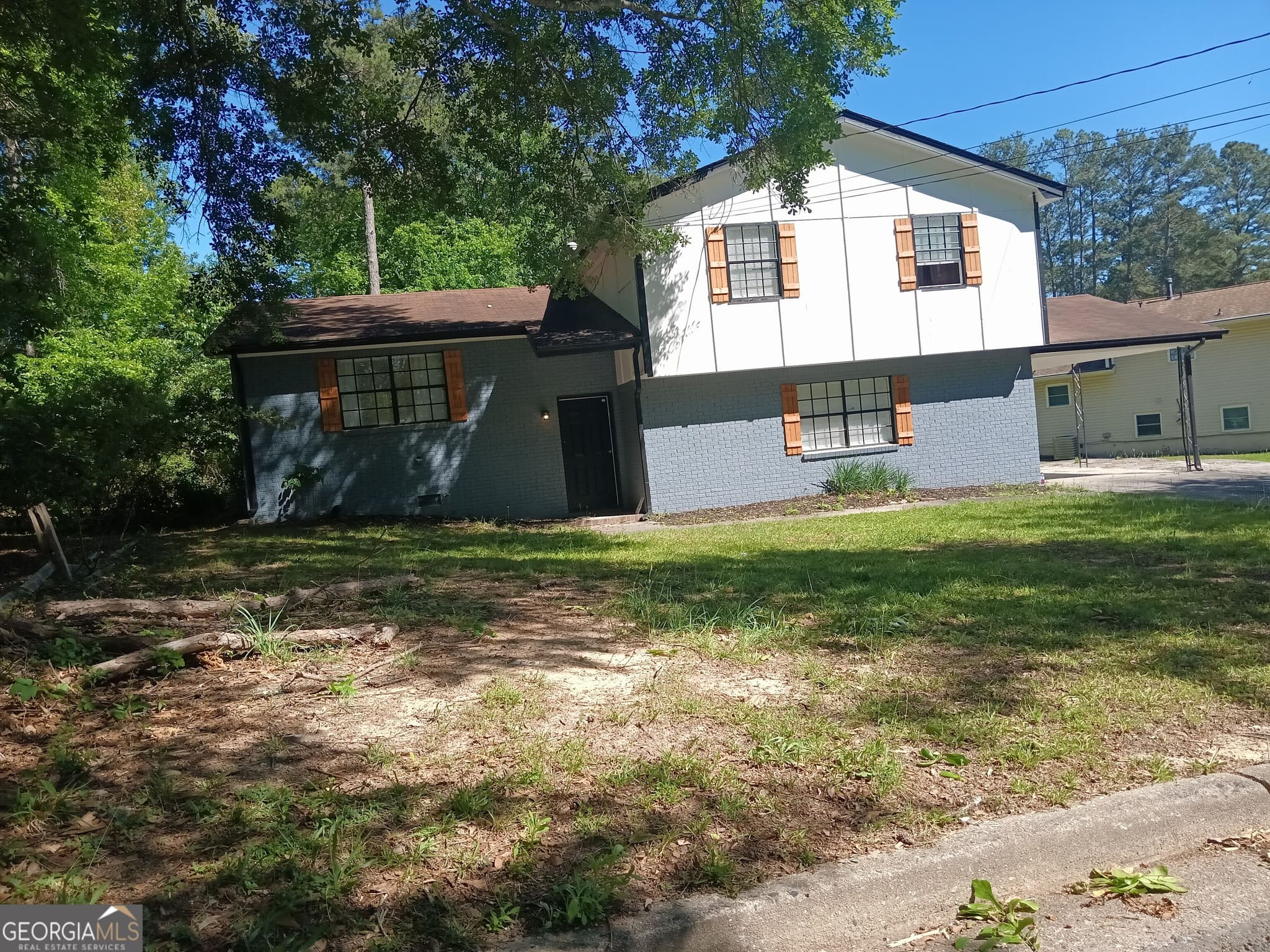 3 bedroom, 2.5 bathroom, 1,208 sq ft single family residence for sale at 155 Rockfort Court, South Fulton, GA 30349