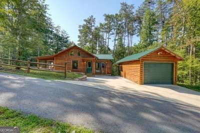1 bedroom, 1 bathroom cabin,single family residence for sale at 305 Whispering Hills Road, Murphy, NC 28906