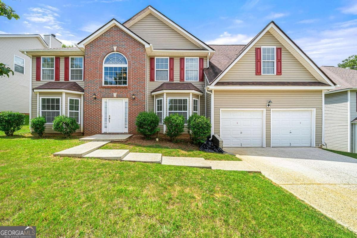 5 bedroom, 3 bathroom, 4,405 sq ft single family residence for sale at 3161 Berthas Overlook, Douglasville, GA 30135