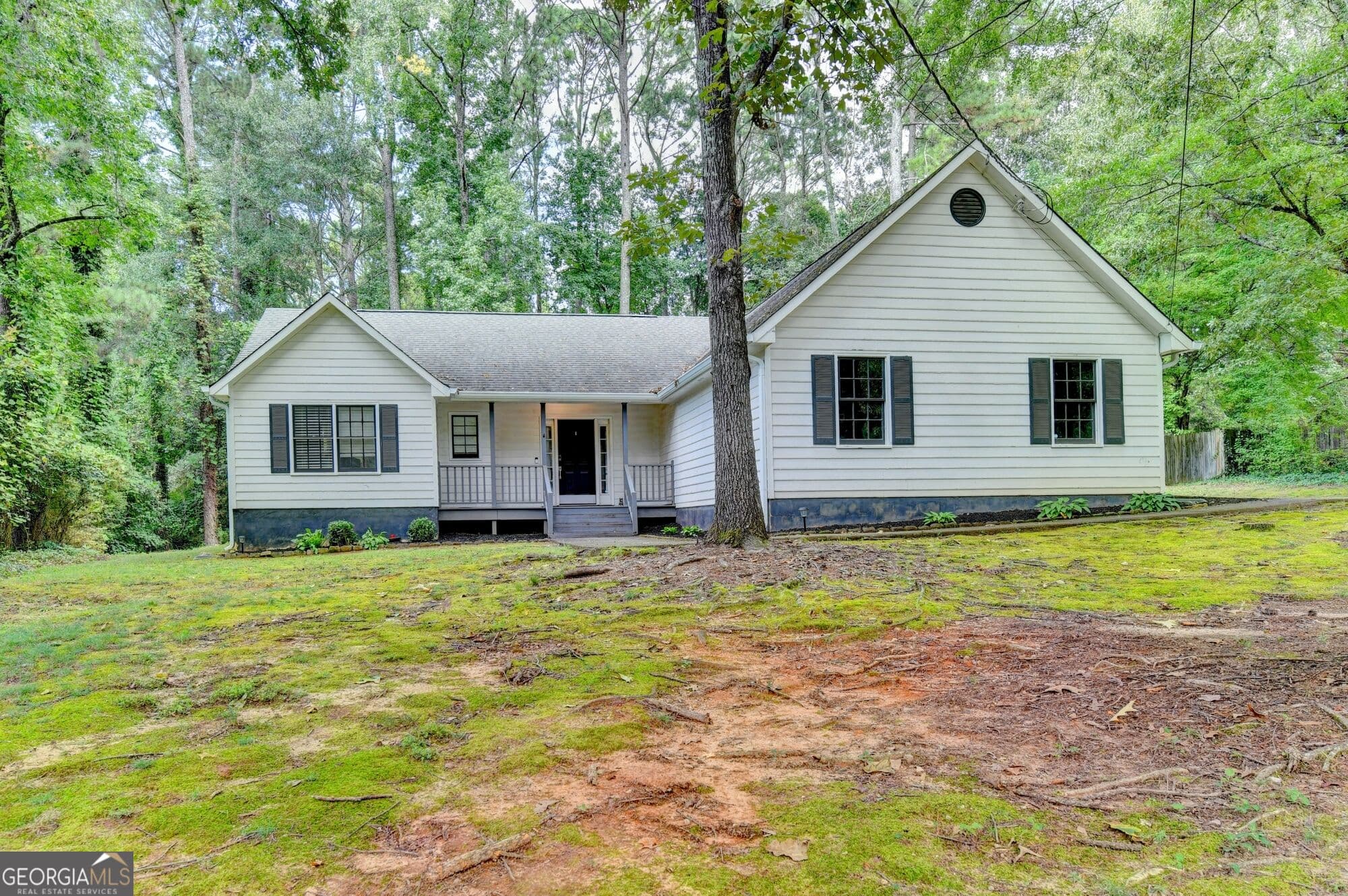 3 bedroom, 2 bathroom, 1,739 sq ft single family residence for sale at 1921 Shady Creek Lane, Lawrenceville, GA 30043