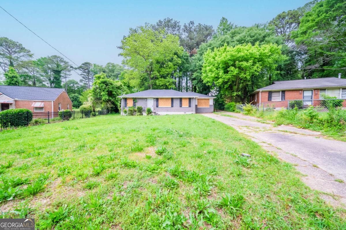 3 bedroom, 2 bathroom, 1,420 sq ft single family residence sold at 1753 Thomas Terrace, Decatur, GA 30032