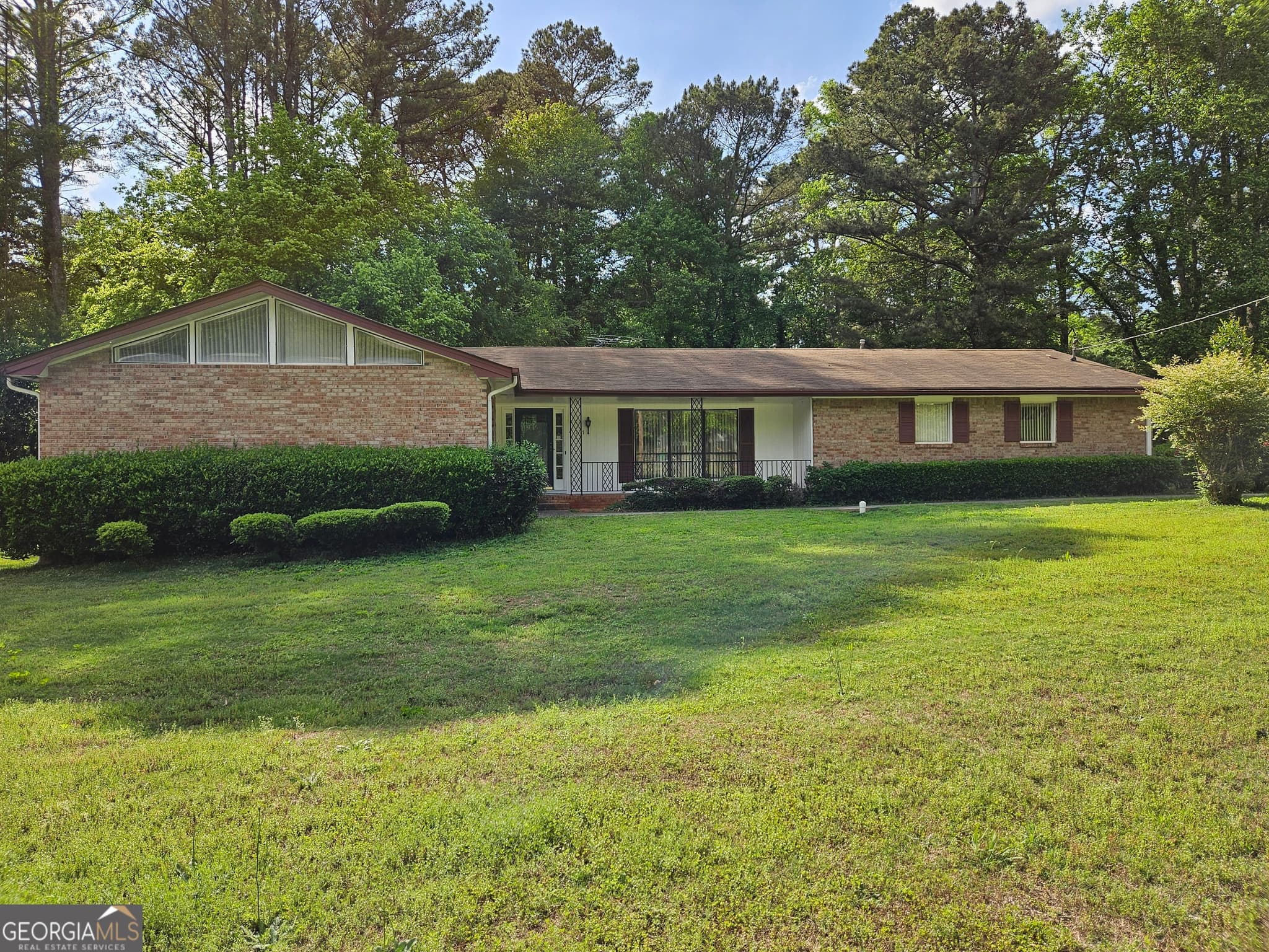 4 bedroom, 2.5 bathroom, 2,379 sq ft single family residence sold at 417 Ohern Court, Stone Mountain, GA 30088